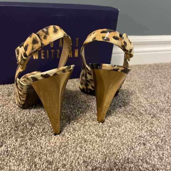 Stuart Weisman Leopard Print 👠 - Picture 5 of 6